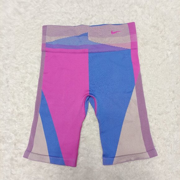 Nike Icon Clash Seamless CJ5091-601 Women's 8" Training Shorts Size M - Picture 1 of 7